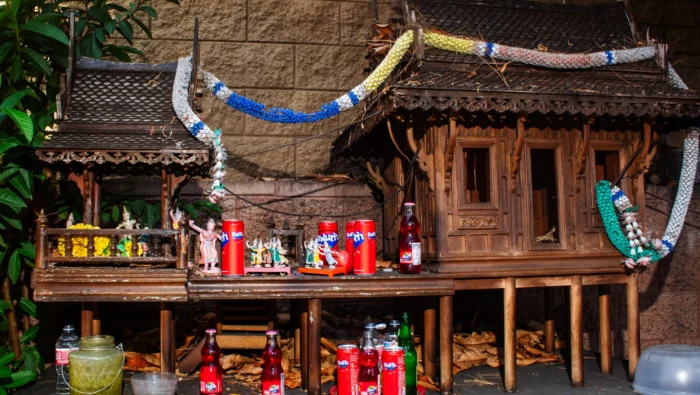 Căsuțele spiritelor și Fanta de căpșuni